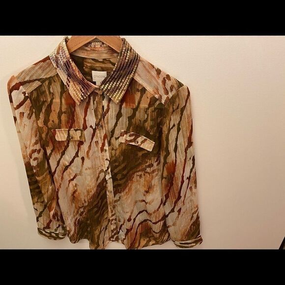 🎀Chicos Button down shirt Size : Small - Picture 5 of 10